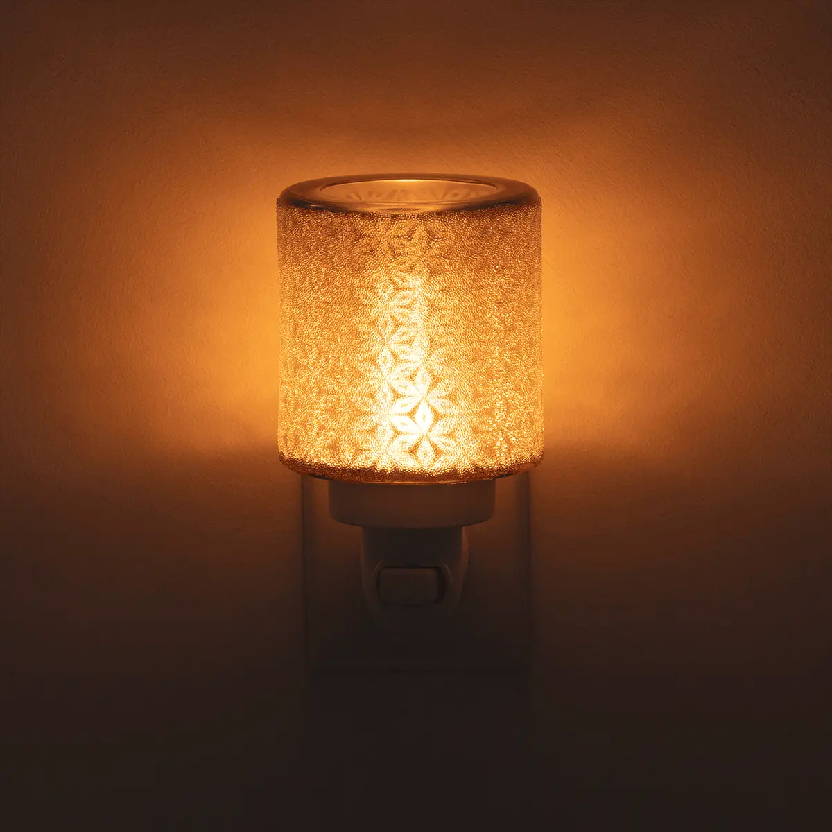 Fancy Filigree Mini Warmer - Image 3