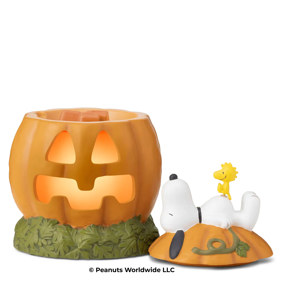 Snoopy’s™ Pumpkin Patch – Scentsy Warmer - Image 3