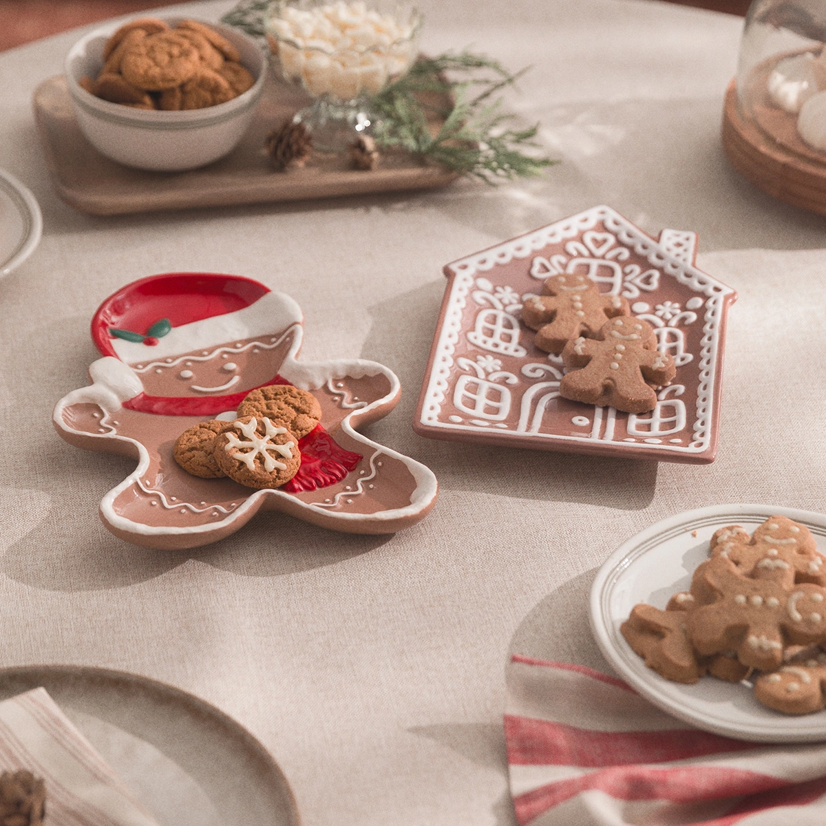 Gingerbread Plates Bundle - Image 2