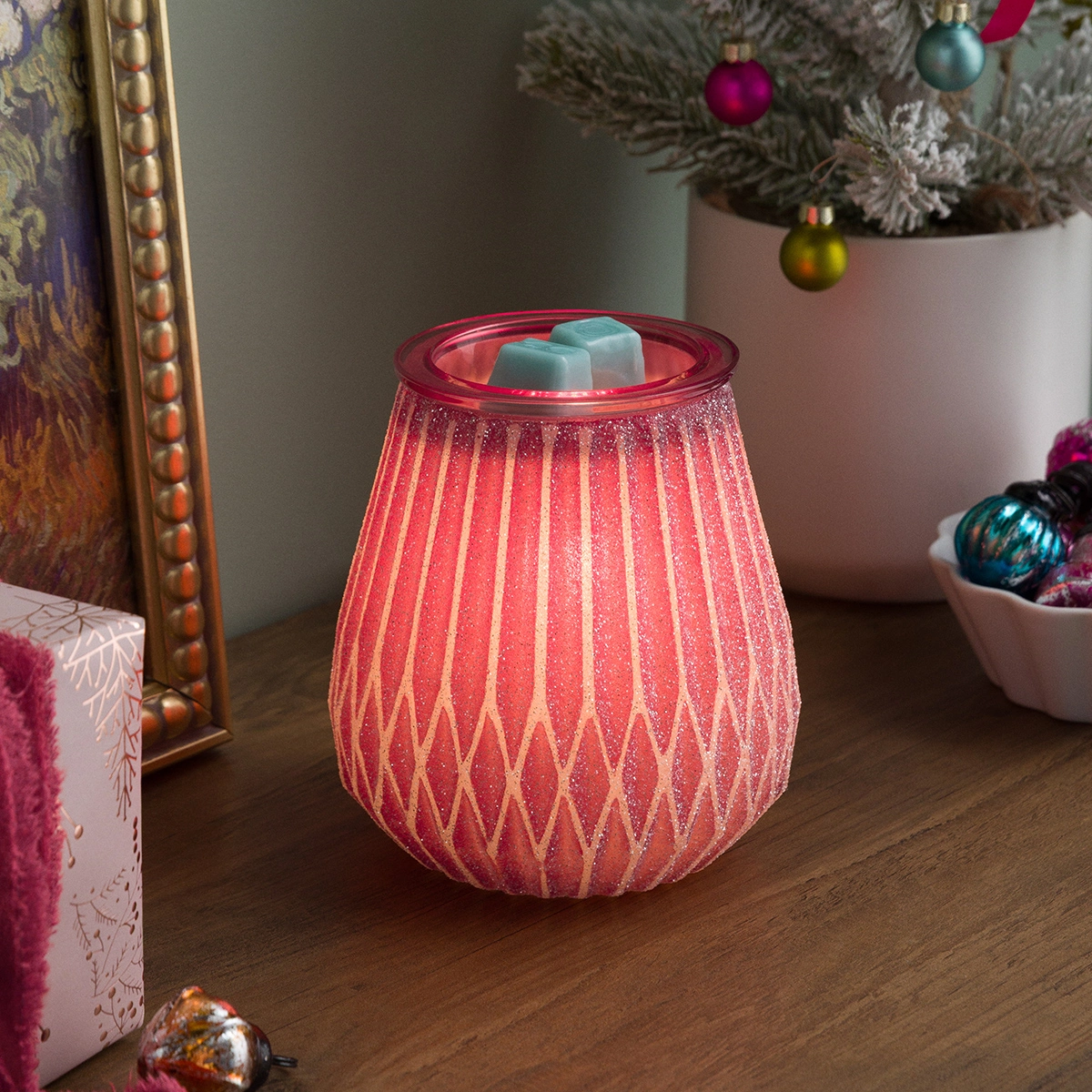 Frosted in Fuchsia Warmer - Image 3