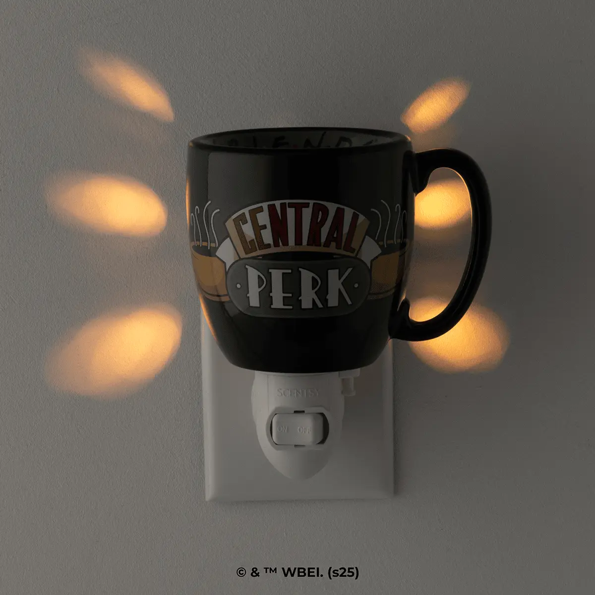 Central Perk™ Charm – Scentsy Mini Warmer - Image 3