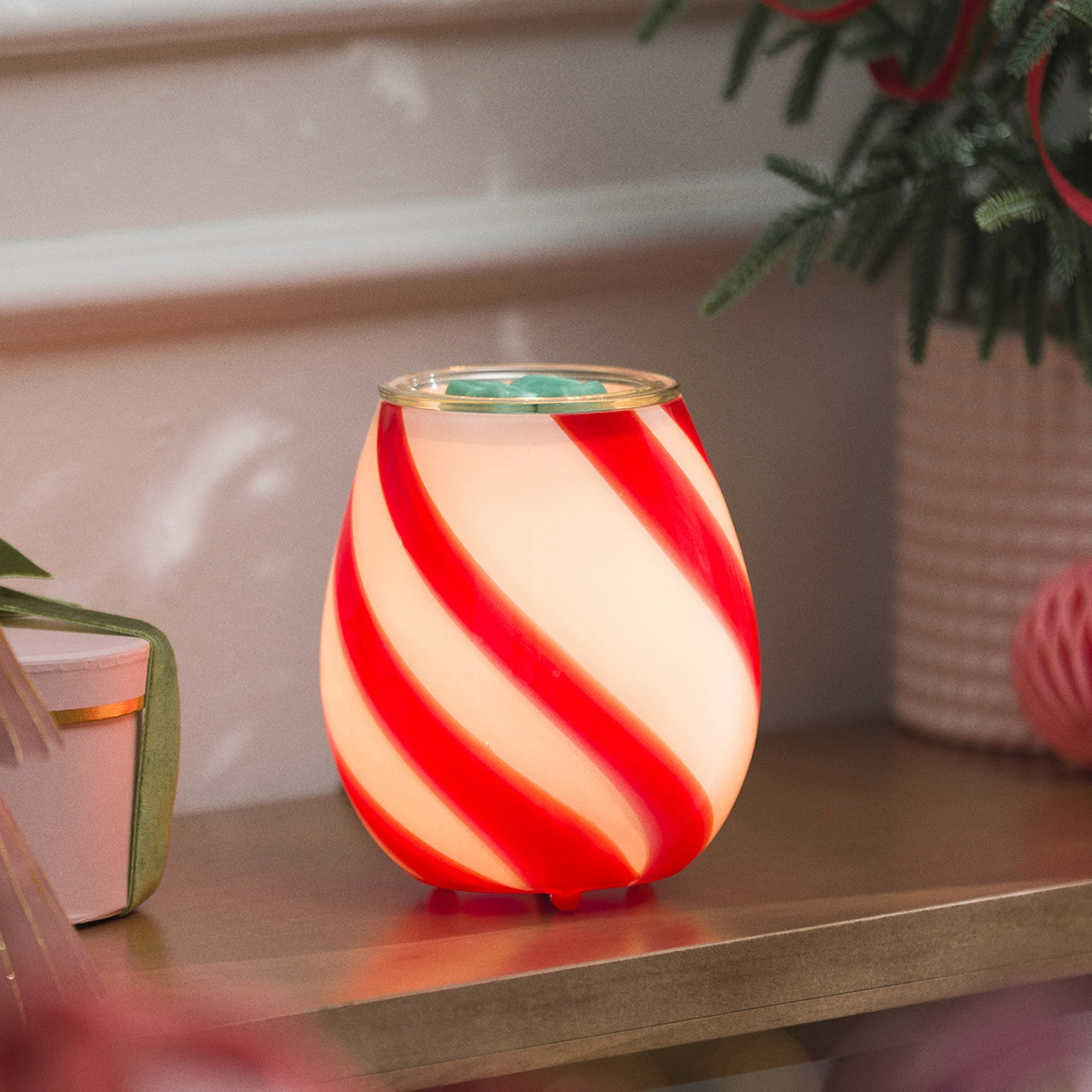 Peppermint Swirl Warmer - Image 3
