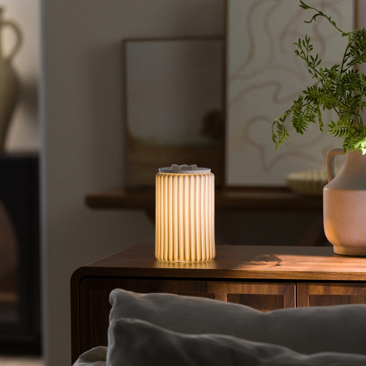 Fluted Glow Warmer - Image 4