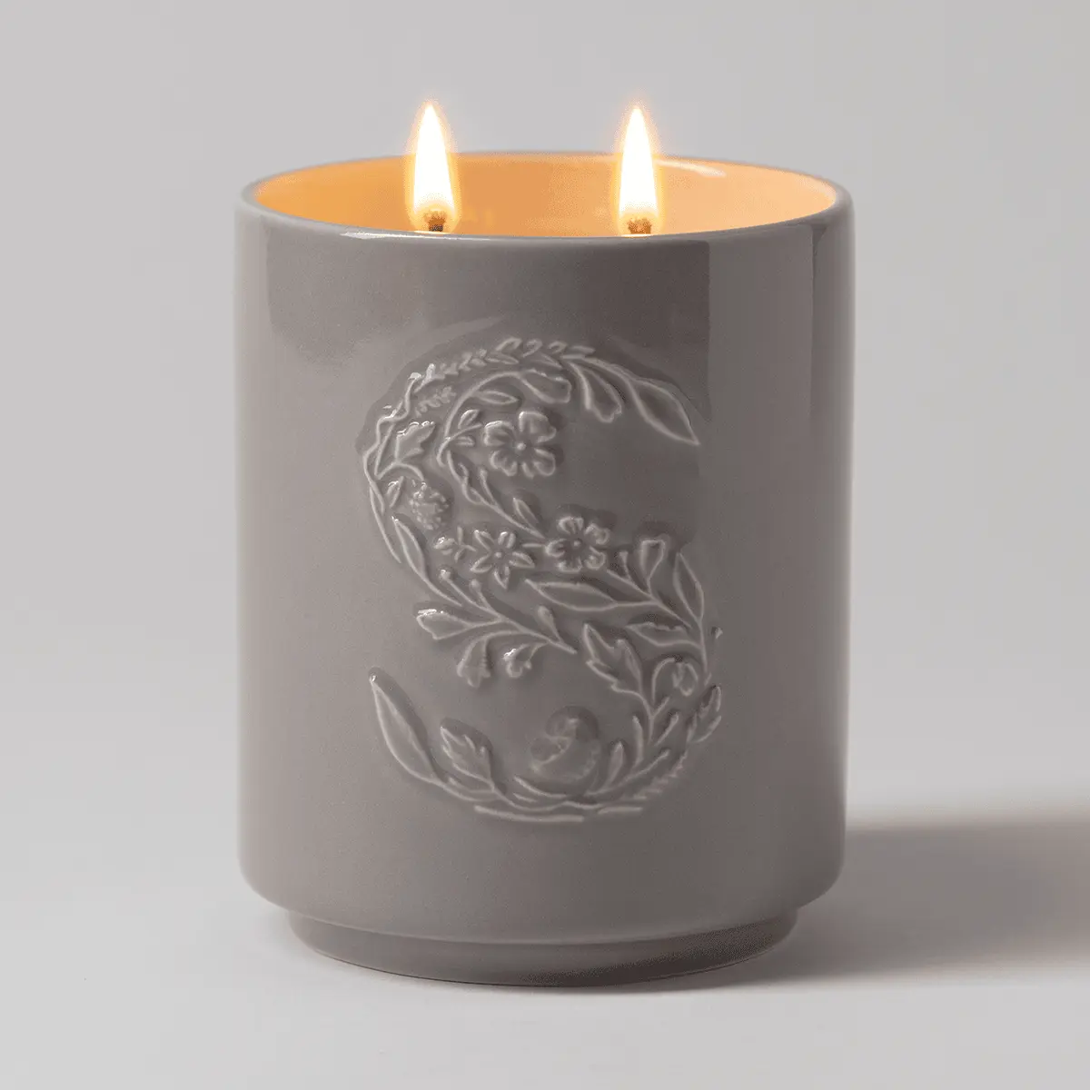 Cocoa Cashmere Scented Candle - Image 2