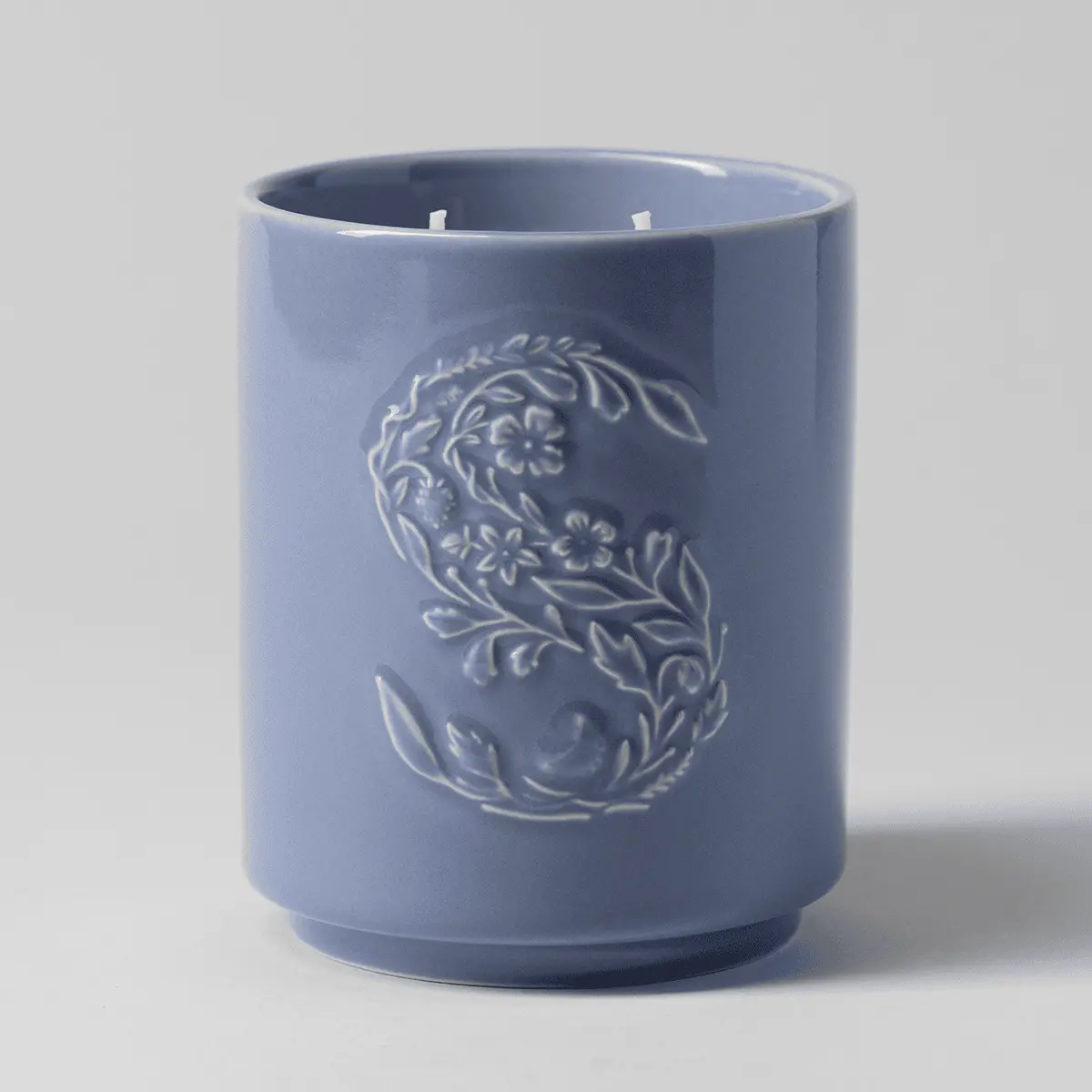 Pure Cashmere Scented Candle - Image 3