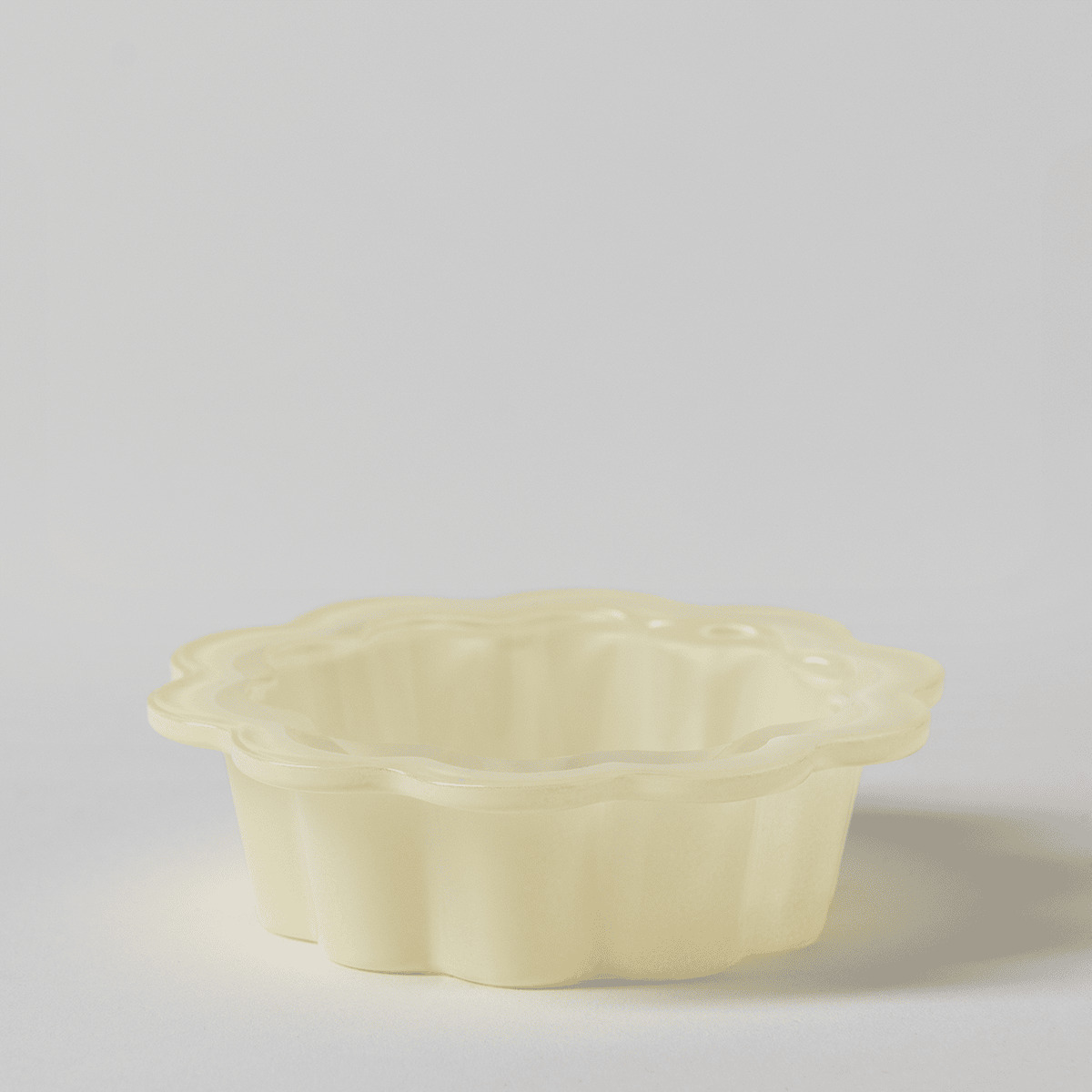 Bloomie Yellow Dish