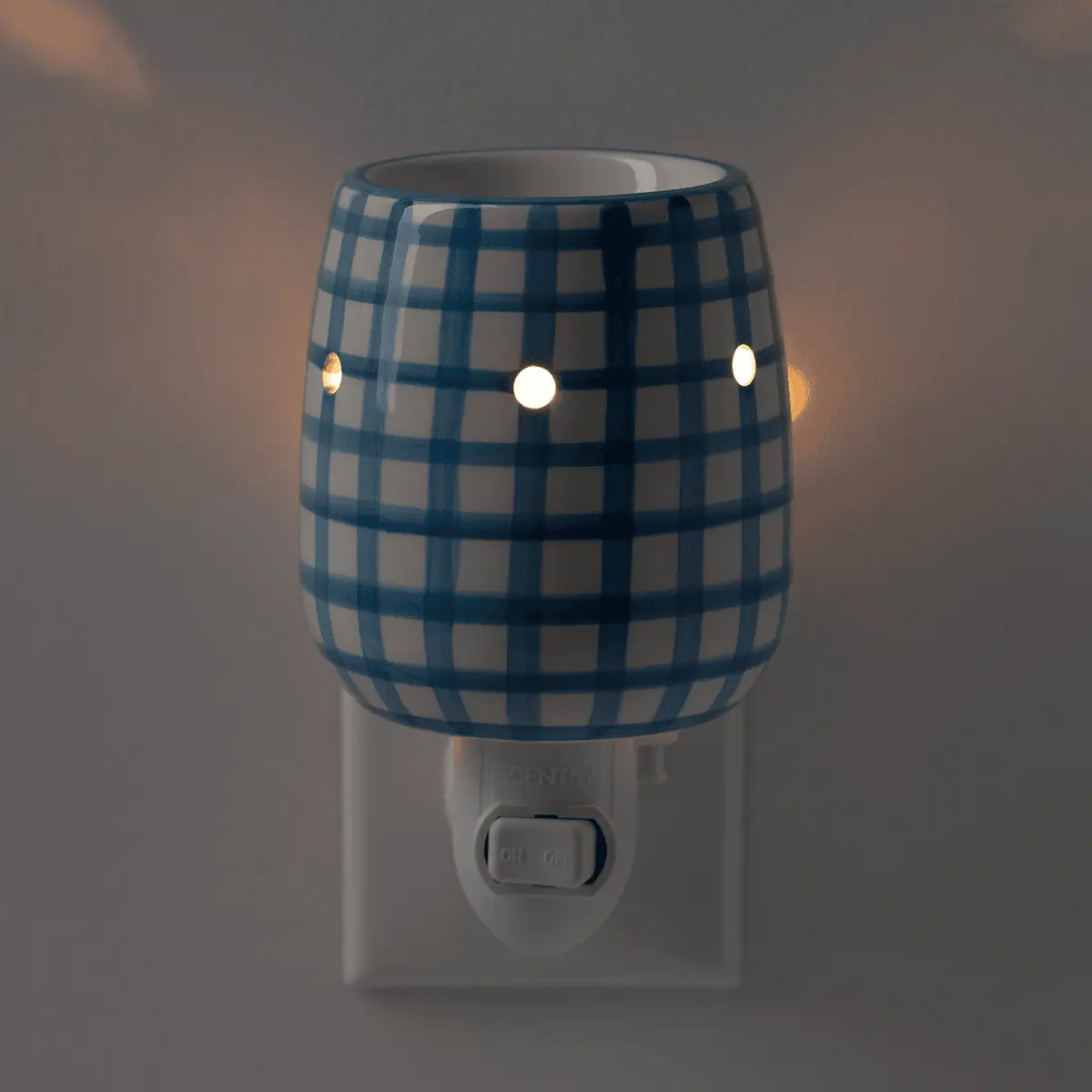 Cottage Gingham – Blue Mini Warmer - Image 3