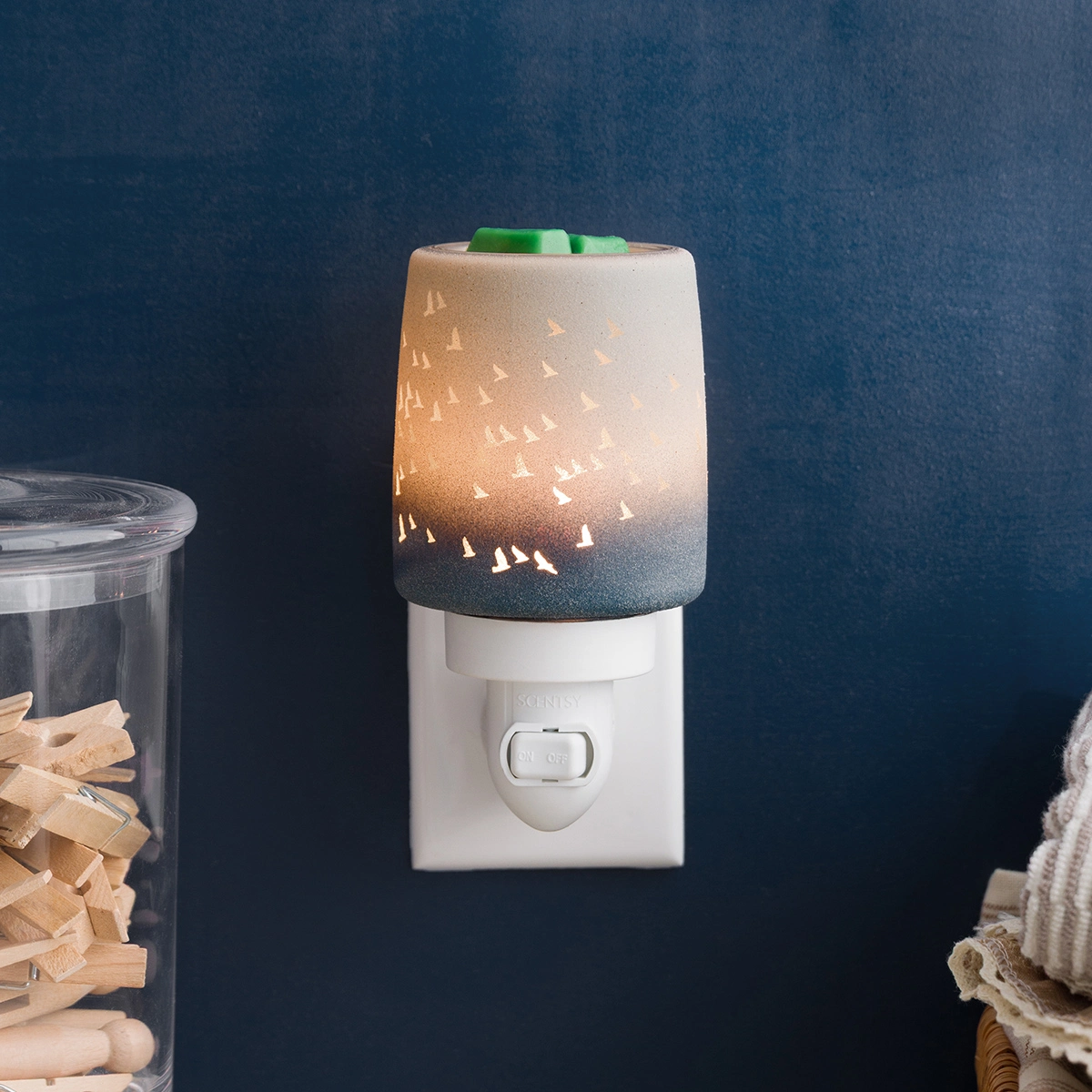 Waves & Wings Mini Warmer - Image 4
