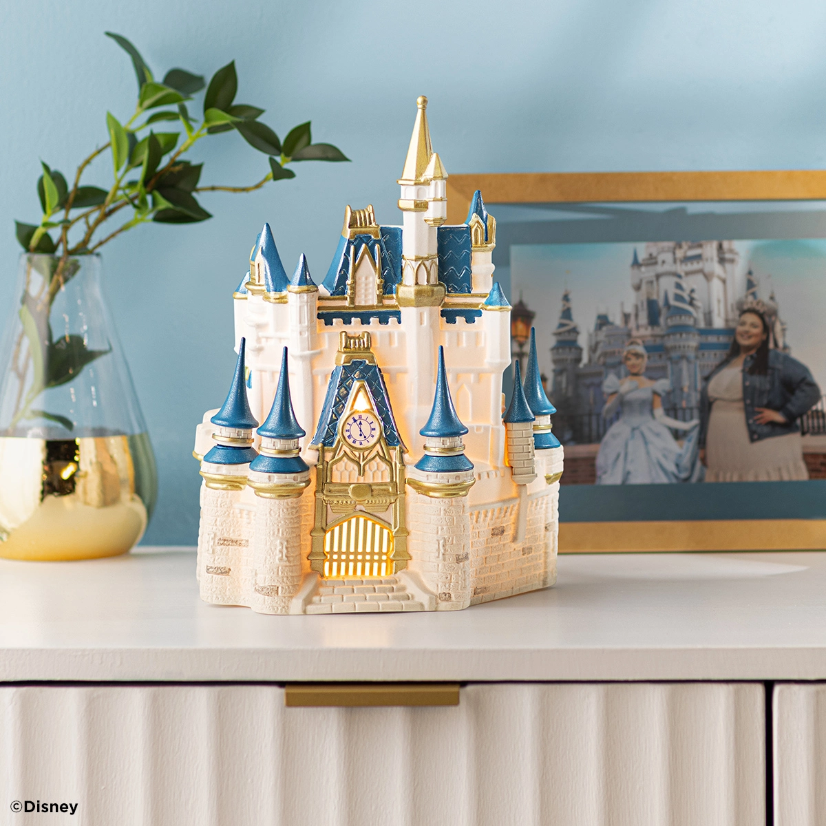 Preorder Deposit | Walt Disney World: Cinderella Castle & Where Dreams Begin Bundle - Image 6