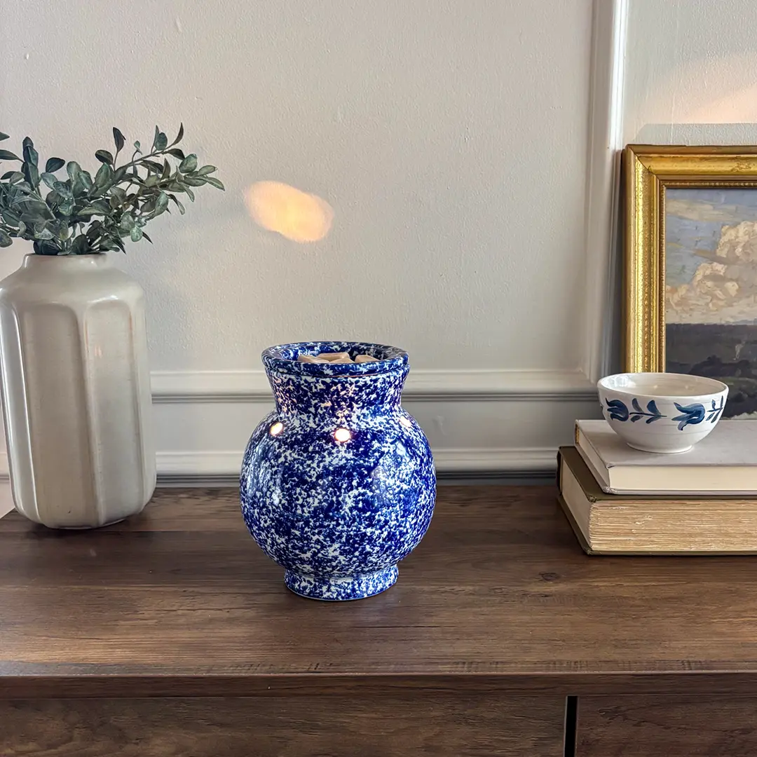 Blue Spongeware Warmer - Image 4