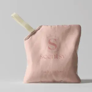 Lucky in Love Scent Pak