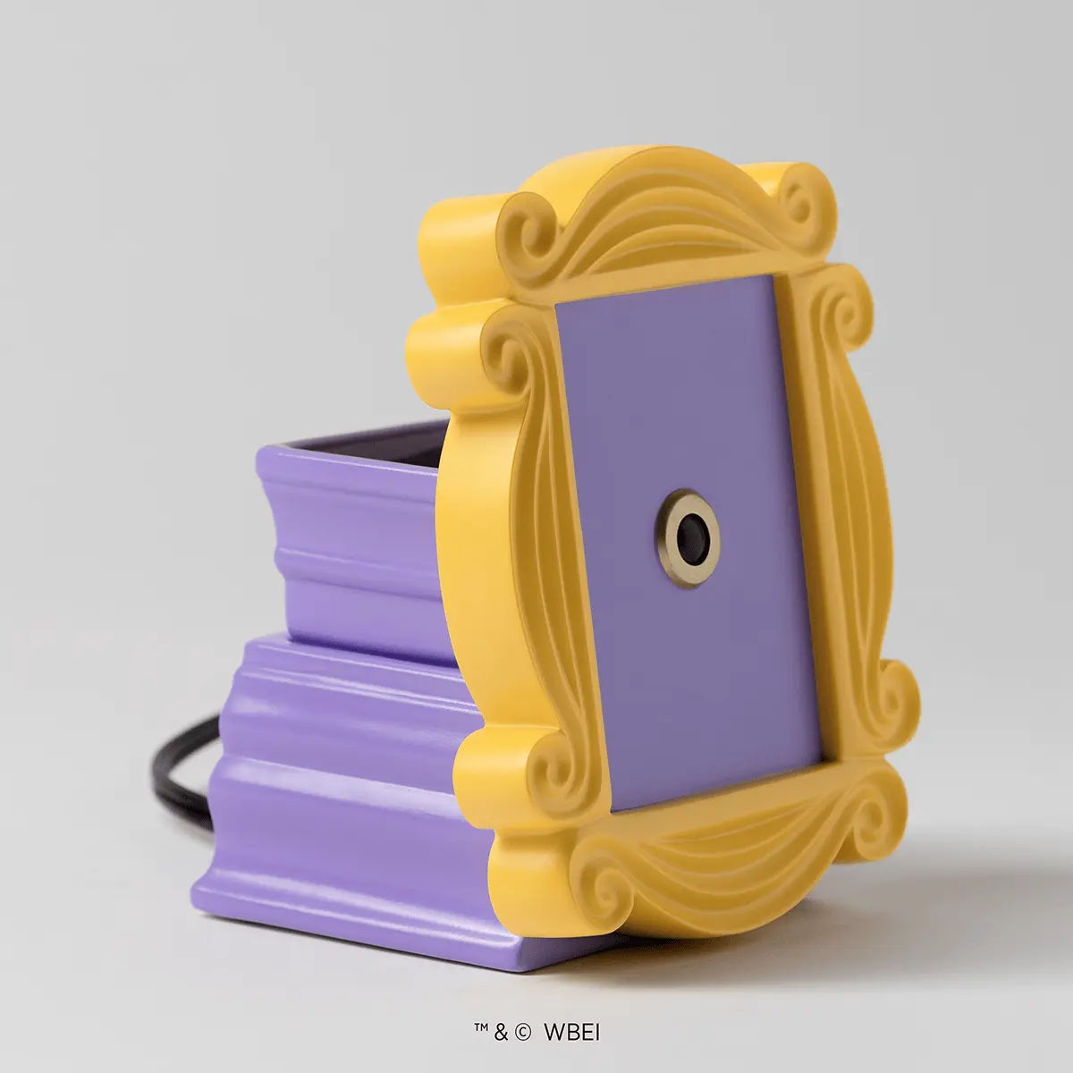 The One With the Yellow Frame – Scentsy Warmer - Image 3