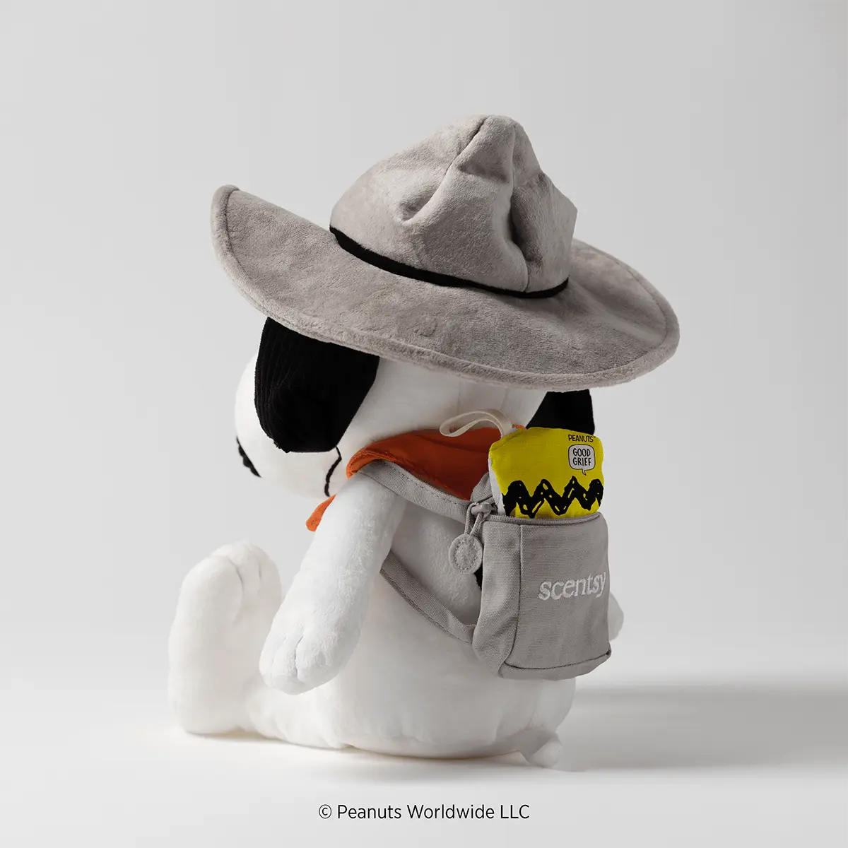 Snoopy™ Beagle Scouts – Scentsy Buddy - Image 4