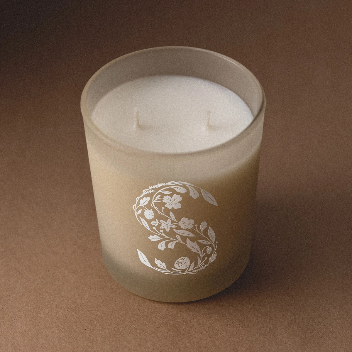 Midnight Sandalwood Scented Candle - Image 5