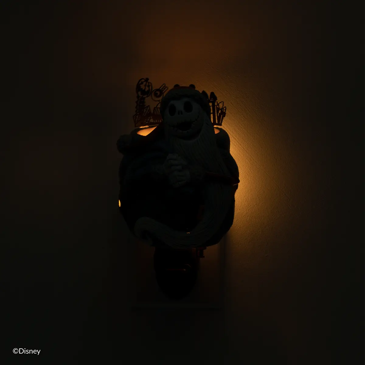Santa Jack Skellington – Scentsy Mini Warmer - Image 5