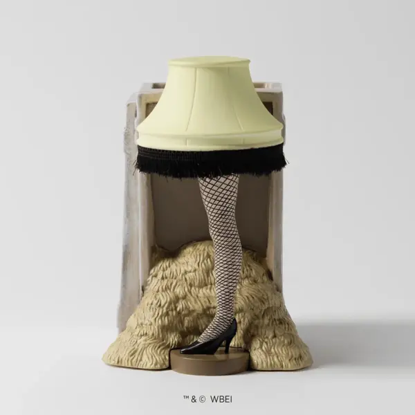 A Christmas Story: Fra-gi-le – Scentsy Warmer
