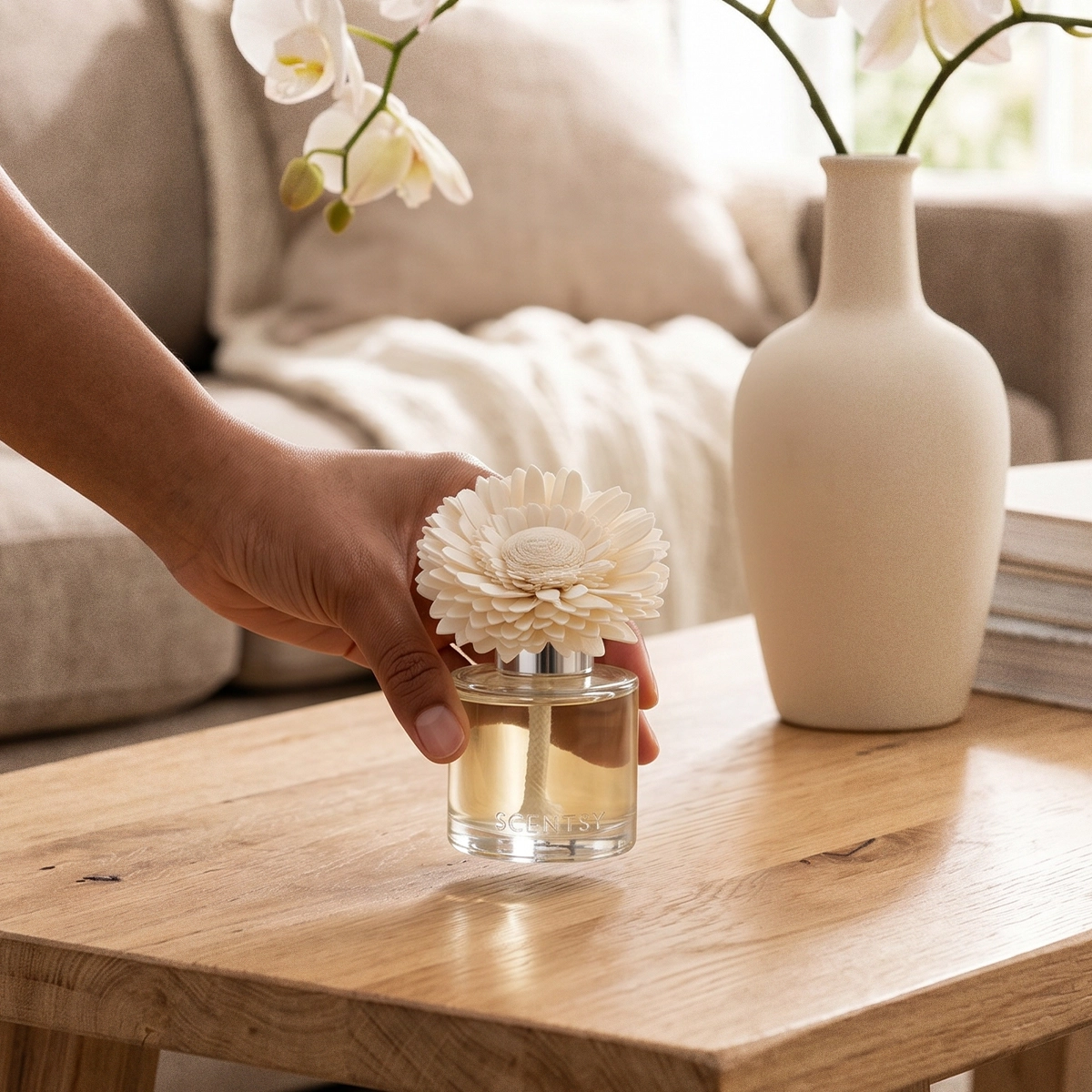 Vanilla Bean Buttercream - Dainty Daisy Fragrance Flower - Image 5